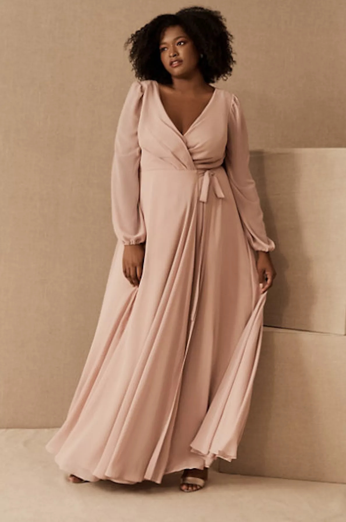 الأطلالة الأولى