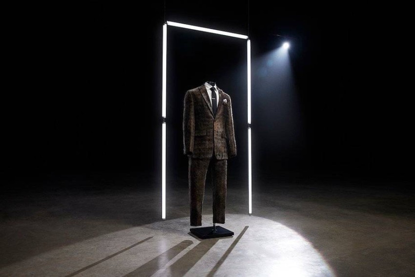 بدلة الشوارب