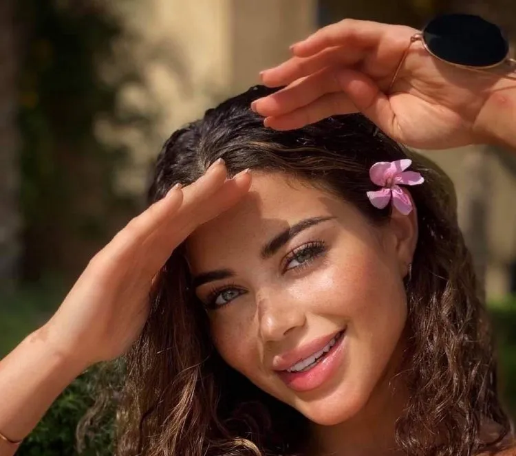 يارا السكري