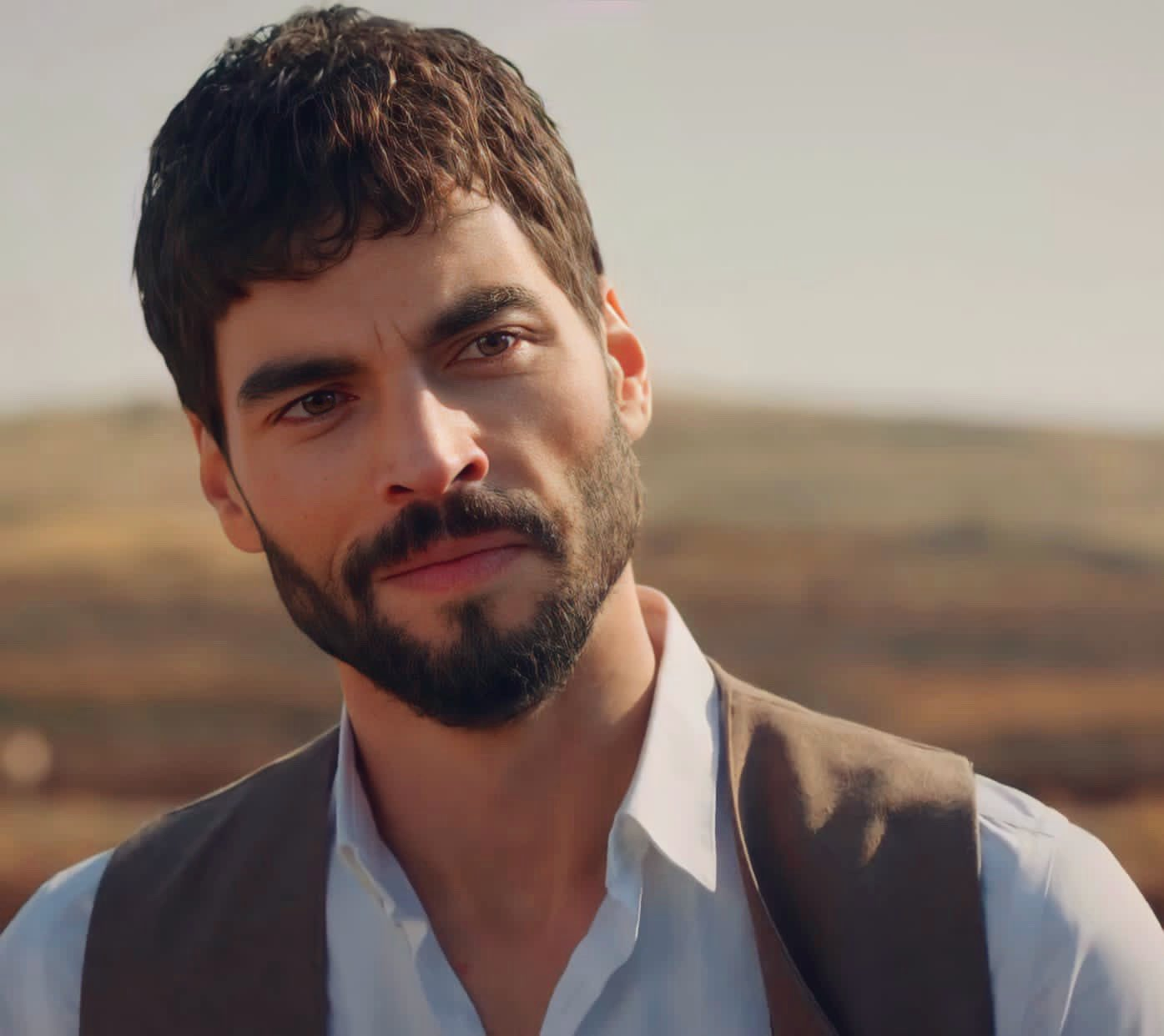 أكين أكينوزو 