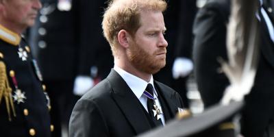 الأمير هاري مُتهم باستغلال يوم تتويج والده الملك تشارلز لكسب المال
