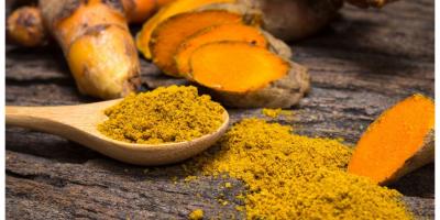 الكركم لصحة الجلد.. تعرفي على فوائده وطرق استخدامه