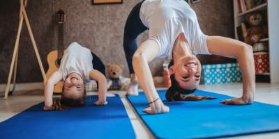 تُحسن تركيزهم .. 7 فوائد مدهشة لممارسة اليوغا للأطفال