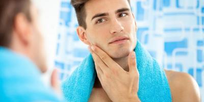 4 وصفات منزلية للعناية ببشرة الرجال.. أبرزها الطماطم والحليب