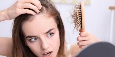 أطعمة تسبب تساقط الشعر.. لا تتناوليها