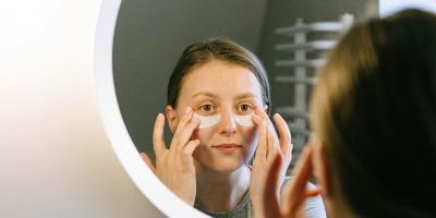 فوائد جل الصبار في علاج الهالات السوداء وطريقة الاستخدام الصحيحة