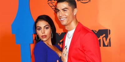 جورجينا رودريغيز تتالق بفستان احمر من دولتشي اند غابانا بقيمة 2500 دولار وترقص مع كريستيانو رونالدو