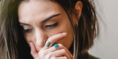 7 من أسباب شحوب البشرة وطرق العلاج الأفضل