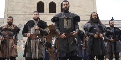 تعرف على شريكة باريش اردوتش الجديدة في