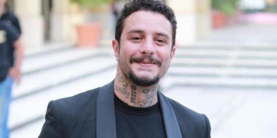 أحمد الفيشاوي يثير الشكوك تجاه حمل زوجته
