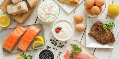  أطعمة ومشروبات تسبب اصفرار البول