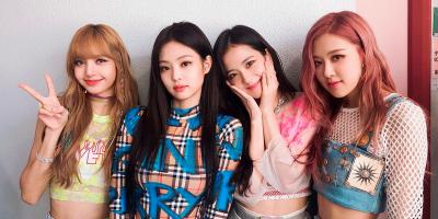 نجمتا فرقة بلاك بينك تحققان إنجازاً أول من نوعه