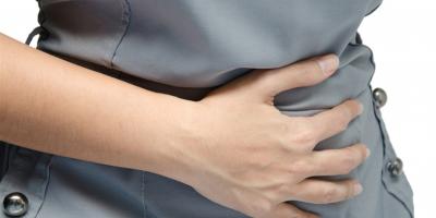 علاجات منزلية فعالة لتخفيف الآلام أثناء عملية الإخراج