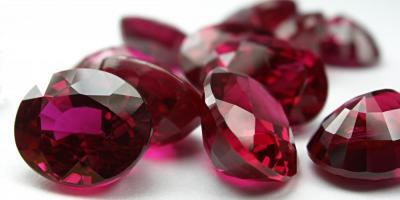 أبرزها جلب الحظ والعمر الطويل.. خرافات لا يجب تصديقها عن الياقوت