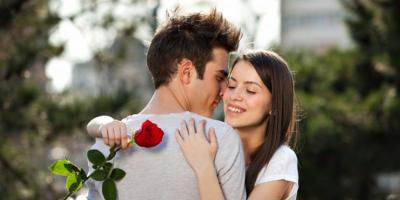 بينها السخرية من بعضكما.. علامات على استمرارية العلاقة الرومانسية