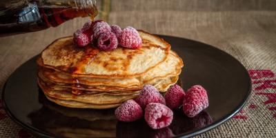 طرق مختلفة للحفاظ على لياقتك إذا كان شريكك عاشقًا للطعام