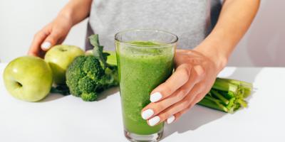 5 آثار جانبية لعصير الكرفس.. تعرفي عليها