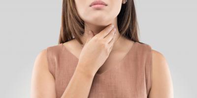 للتخلص من التهاب الحلق.. اتبعي هذه الطرق