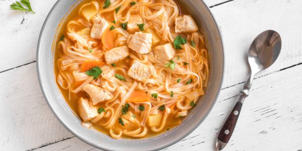 شوربةالمعكرونة بالدجاج