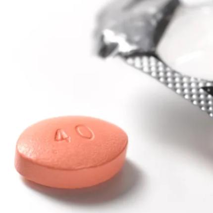 متى يجب تناول أدوية ضغط الدم لتقليل خطر الإصابة بنوبة قلبية؟