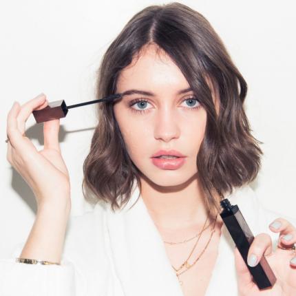 إليك كيفية الحصول على مظهر الـ "no make-up makeup"