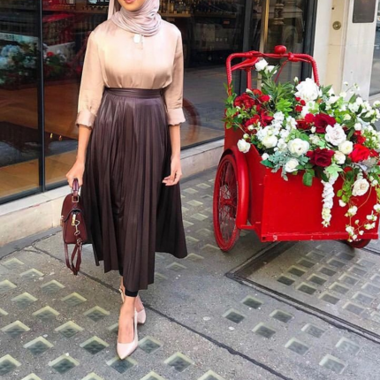 أفضل تنسيقات الستريت ستايل للمحجبات هذا الصيف