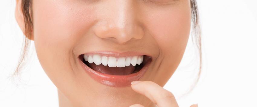 العناية بالأسنان 