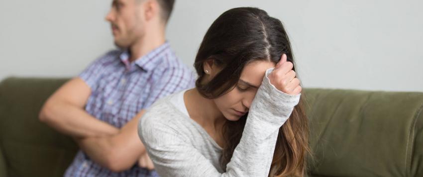 علامات تشير لميل شريكك للخيانة