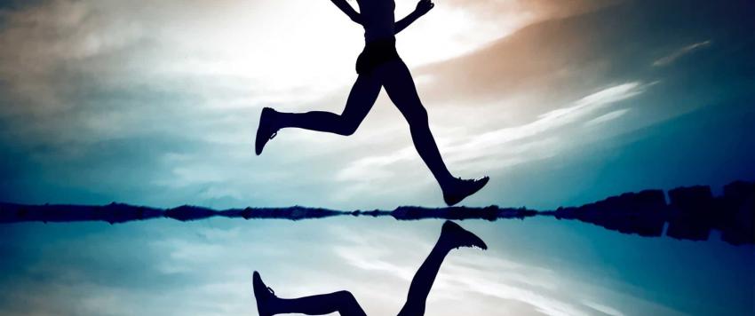 القفز من المرتفعات في الحلم.. سعادة أم شقاء!