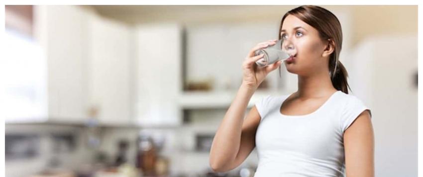 شرب الماء للحامل
