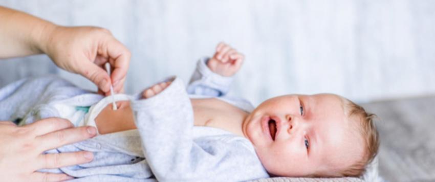 نصائح للعناية بسرة المولود الجديد‎