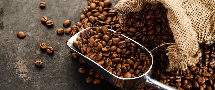 أطعمة تبقيك مستيقظ