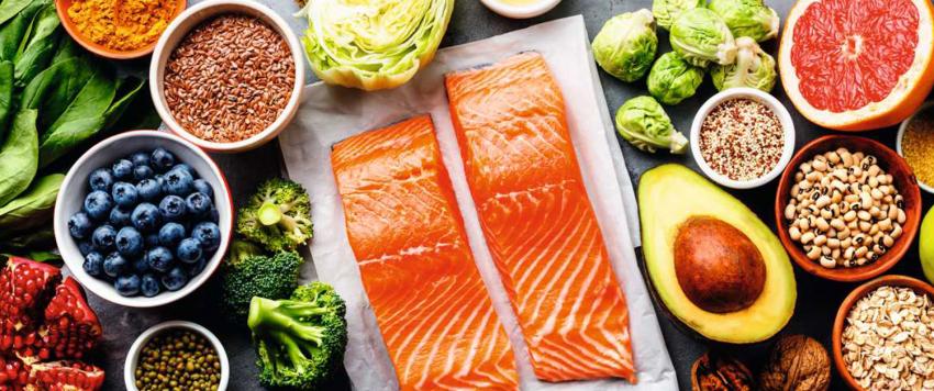 هذه أفضل الأطعمة التي يفضل تناولها في فترات حياتك المختلفة