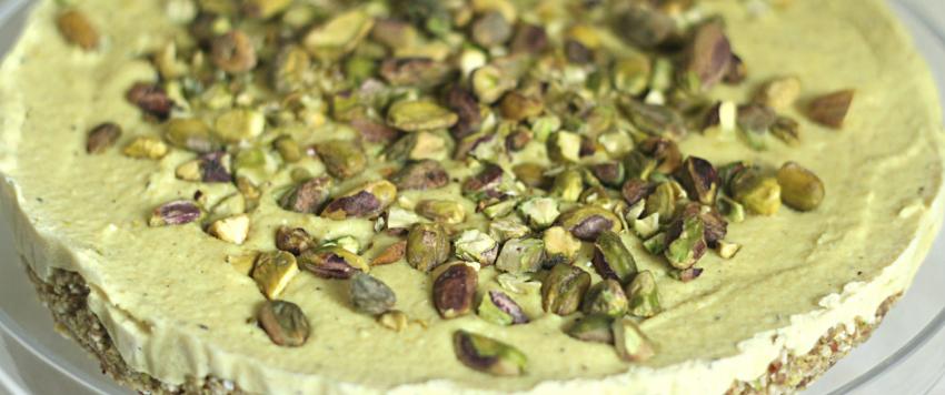 تشيز كيك الفستق البارد