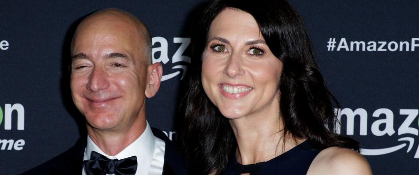 ماكنزي سكوت زوجة جيف بيزوس