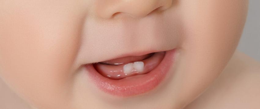 7 طرق لمساعدة الطفل على النوم أثناء مرحلة التسنين