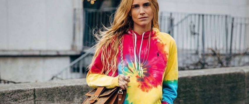 أزياء مصبوغة