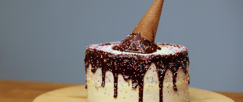 طريقة عمل كيك الآيس كريم