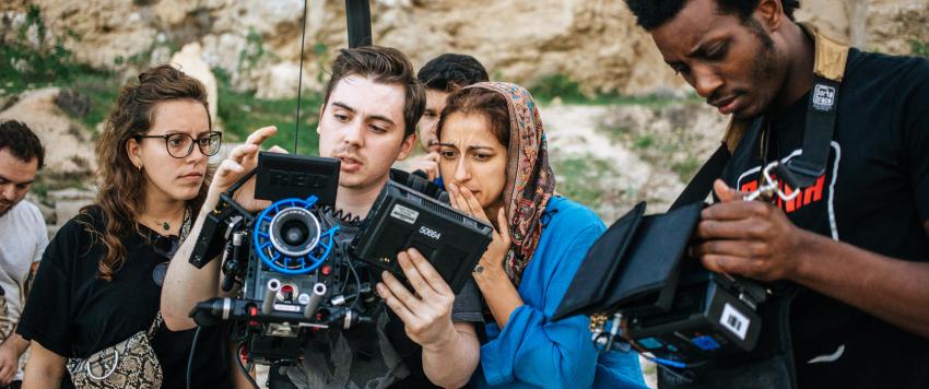 الشارقة للفنون تعلن عن فتح باب التقديم لمنحة إنتاج  الأفلام القصيرة