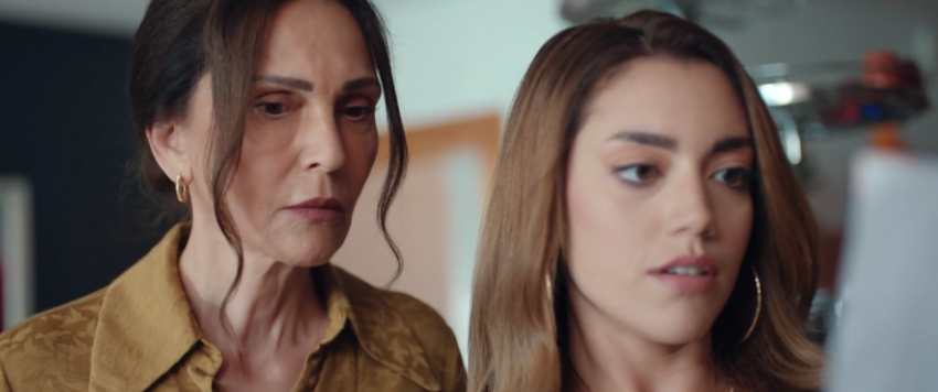 مسلسل كريستال