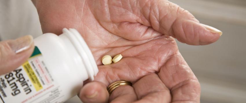 هل يمنع الأسبرين النوبات القلبية؟ 