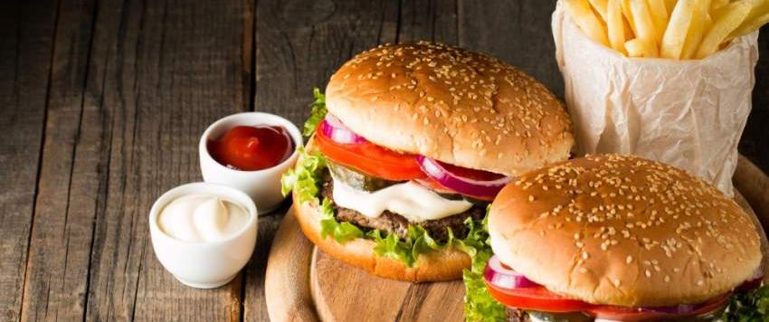 الوجبات السريعة