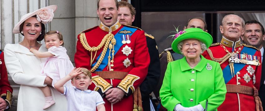 العائلة المالكة