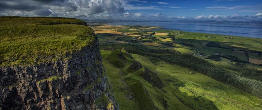 أيرلندا تحتفل بيوم التصوير العالمي بعدسة عبيد البدور و نورمان ماكلوسكي