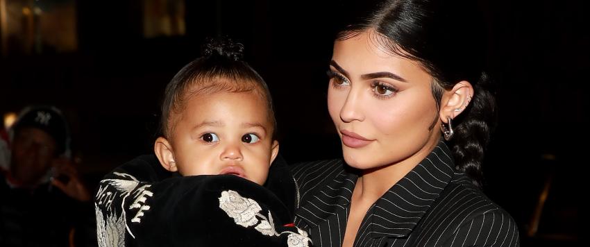 كايلي جينر وابنتها