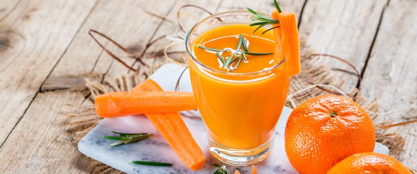 عصير البرتقال والجزر