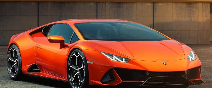 سيارة لا مبورغيني