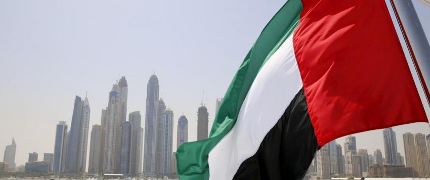 إطلالات من أجل الاحتفال بالعيد الوطني الإماراتي..شاهدي!