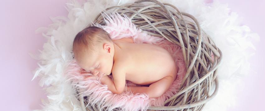 إليكِ علاجات منزلية فعالة لإمساك رضيعك 