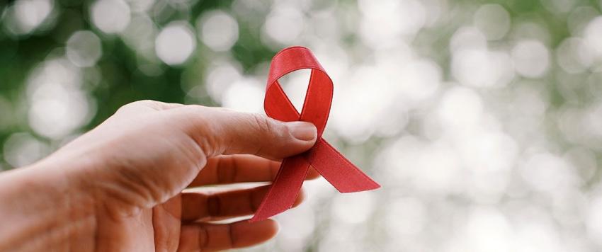 فيروس الإيدز